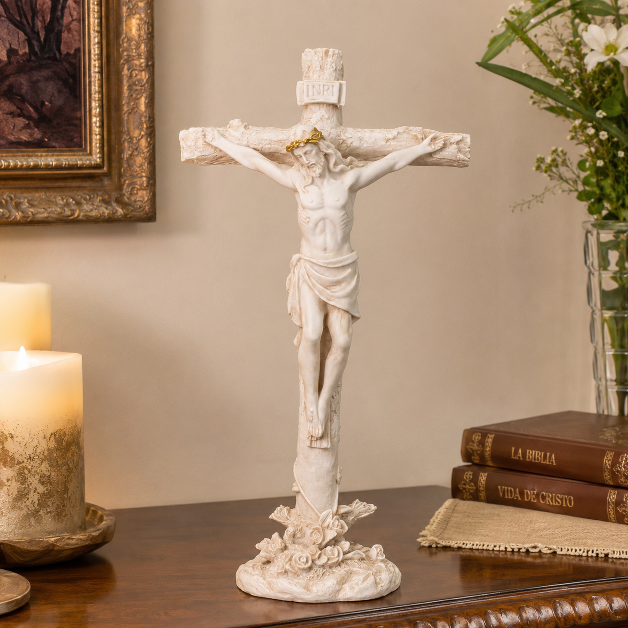 Figura Religiosa Cristo Crucificado en Pedestal – Marfil - 35 cm