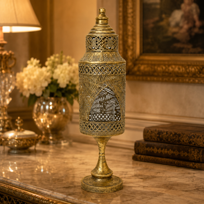 Candelabro metalico 66 cm - Metálico - Diseño Calado