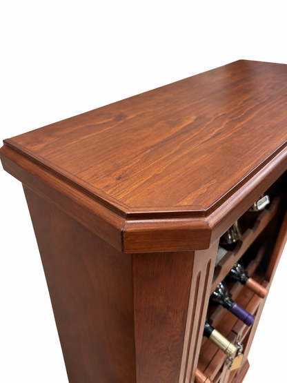 Vitrina Cava de Madera de Pino Radiata – 126 cm